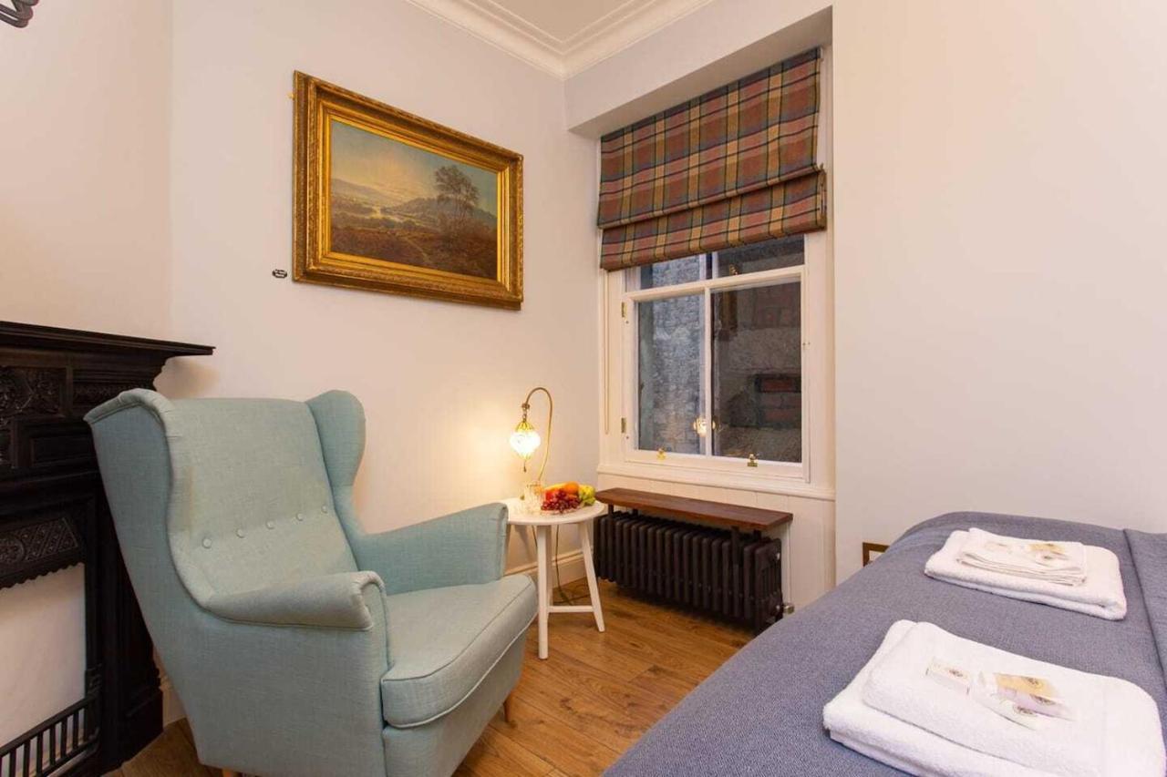 Luxurious, Modern 1br Near Castle Appartement *